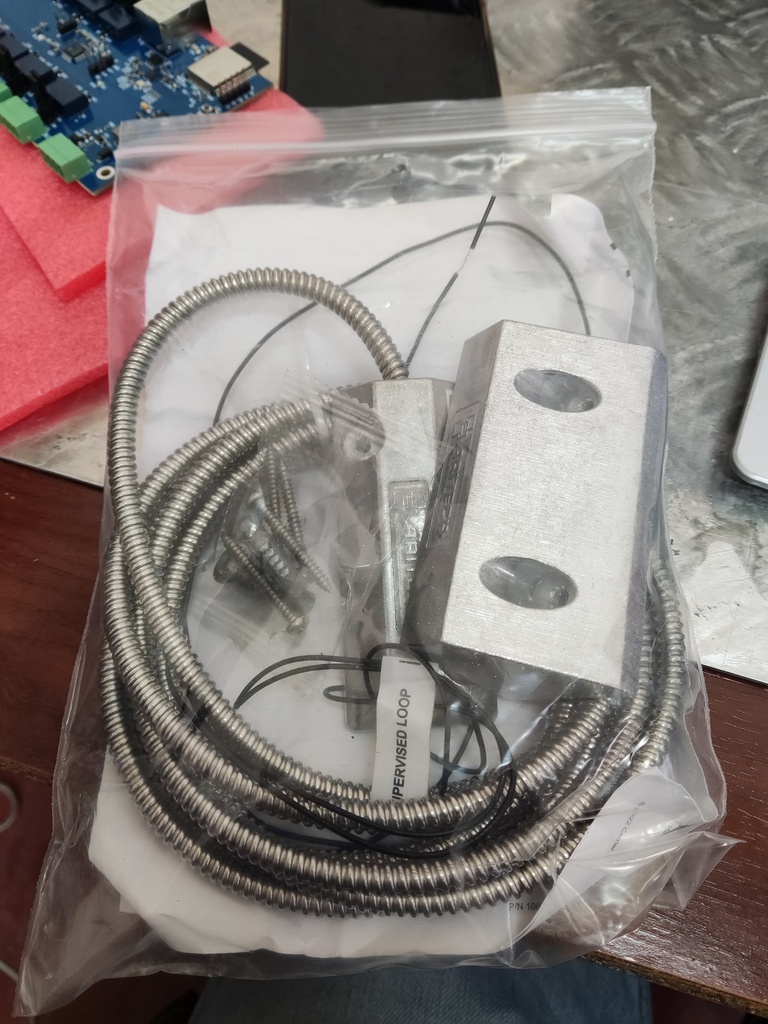 Contacto para puertas DC108 de alta potencia